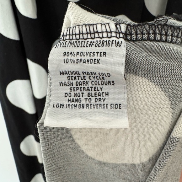 Majora Off-the-Shoulder Maxi Dress - Picture 4 of 4